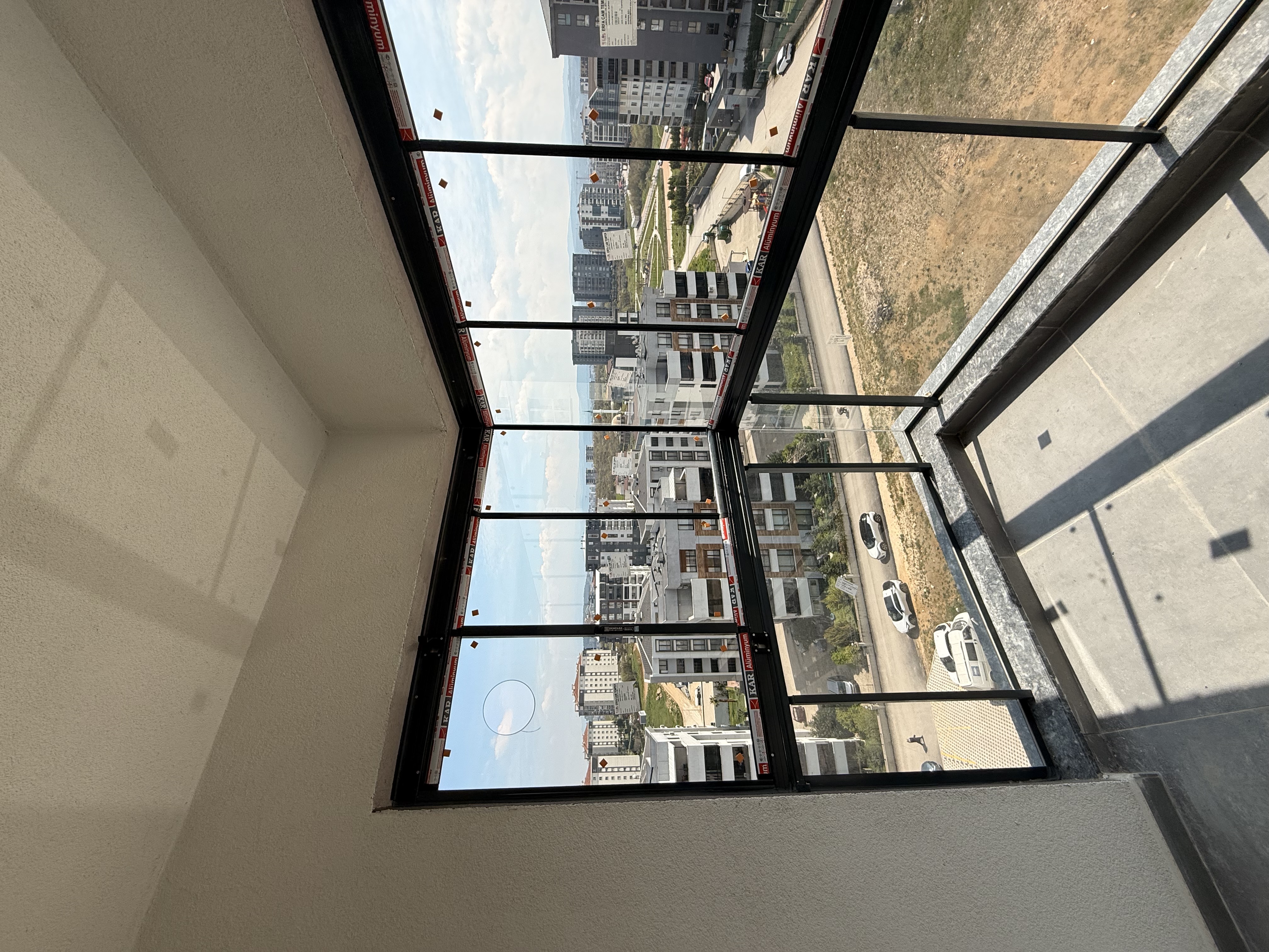 Bursa sürme cam ve cam balkon çözümü